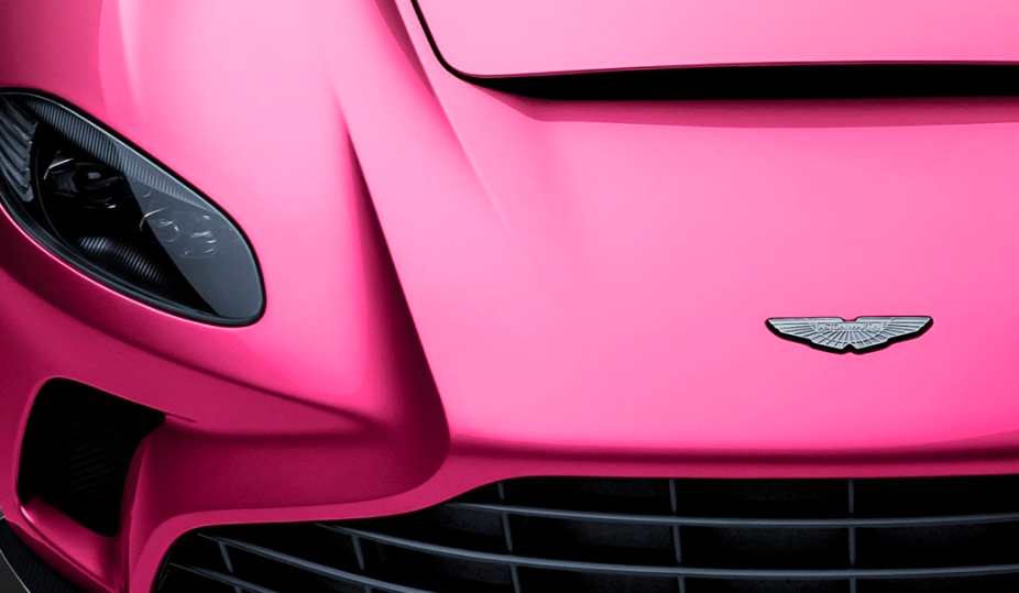 粉色阿斯顿·马丁V12 Speedster渲染图