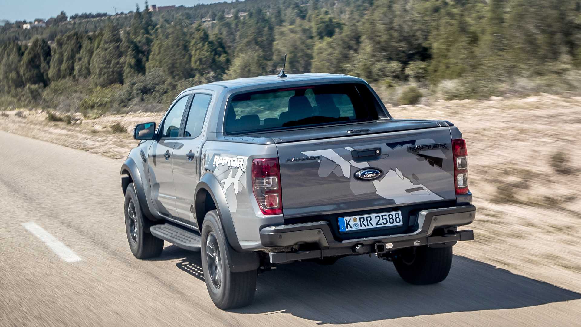 福特Ranger Raptor V8从未获得批准，首先是：报告