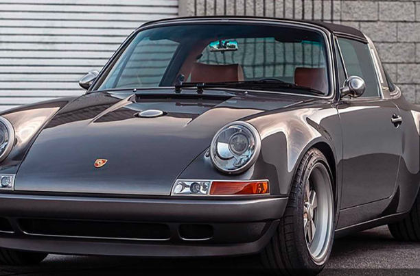 由Singer制造的911 Targa