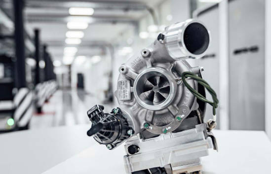 梅赛德斯-AMG的新型涡轮发动机将像F1一样回收废热能