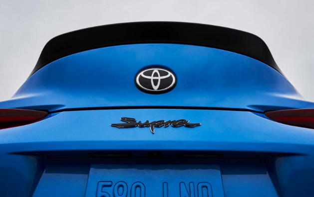 2021 Toyota Supra价格降至‭43,945‬，配备4缸选装件