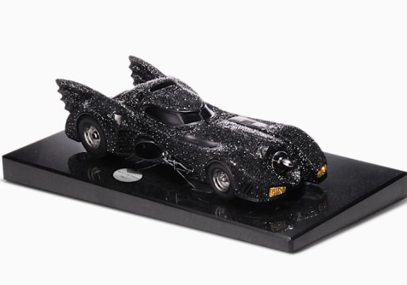 施华洛世奇出售限量版蝙蝠车，价格为9000美元