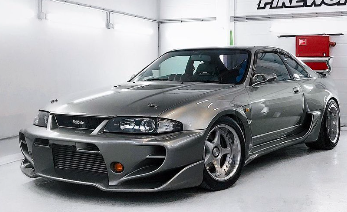 日产天际线GT-R R33由Veilside调整价格为$ 120,000