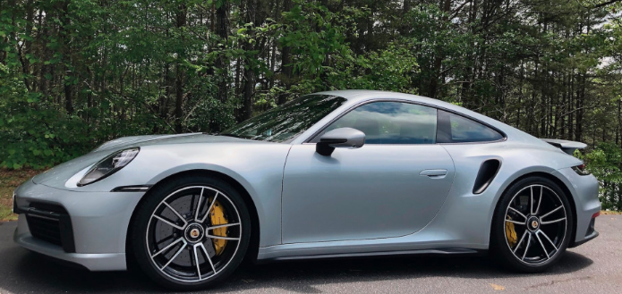 2021保时捷911 Turbo S以兆瓦性能震撼我们