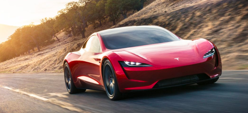 C8克尔维特（C8 Corvette）与新的Tesla Roadster II和Morphs融合成超级跑车