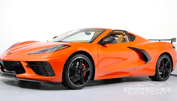 保时捷经销商正在以134,900美元的价格出售C8 Corvette