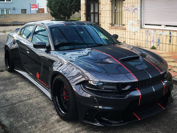 道奇Charger  Hellcat“ Big  Daddy”肌肉车