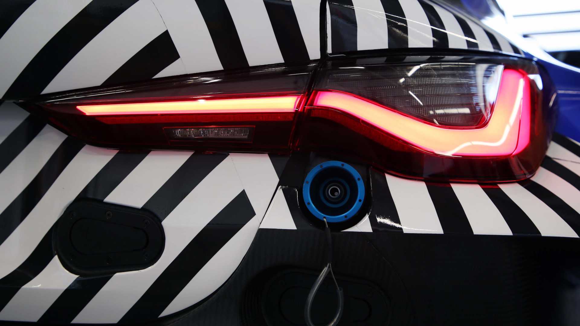 2022年宝马M4 GT3预览超宽后轮