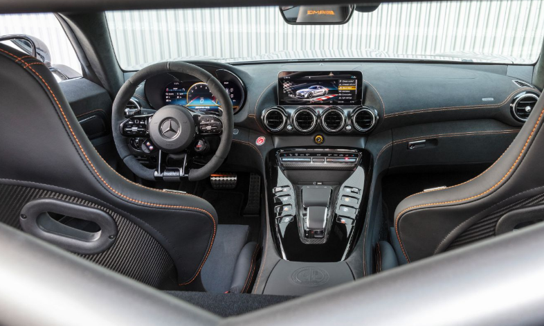 2021 Mercedes-AMG GT Black Series正式搭载平面LS2发动机