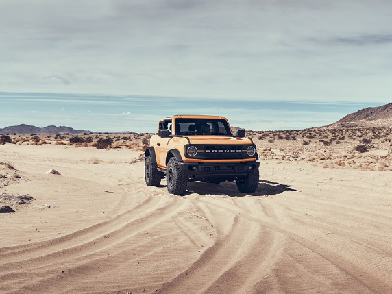 2021年福特Bronco在沙漠越野