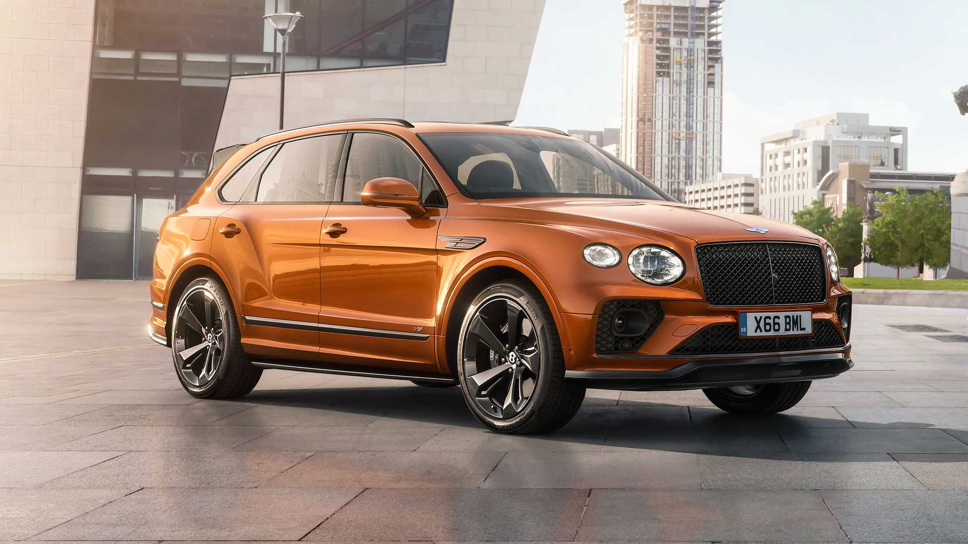 2021 Bentley Bentayga配件包括Akrapovič运动型排气