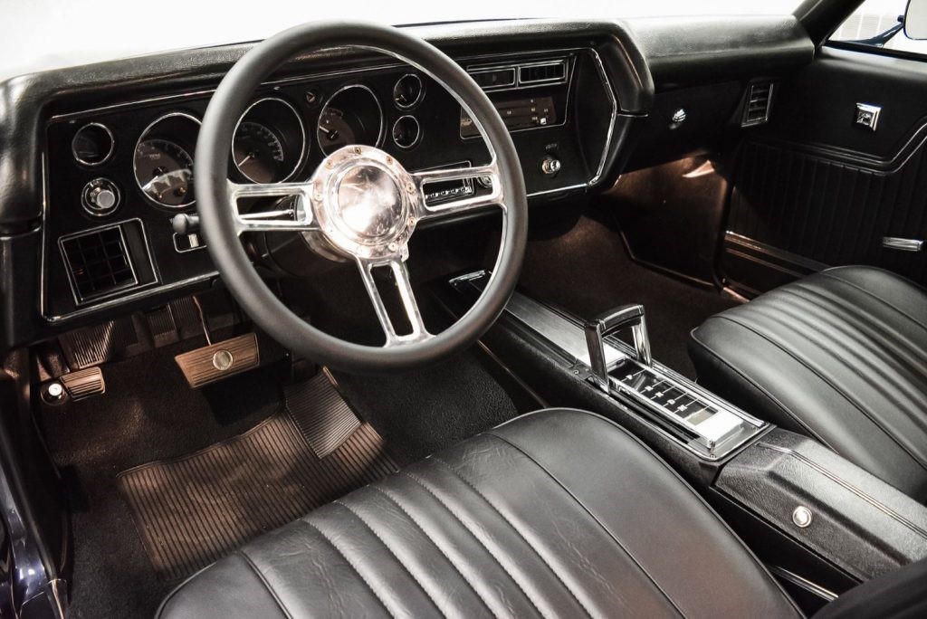 1971年雪佛兰Chevelle豪华车提供干净，有品位的风格