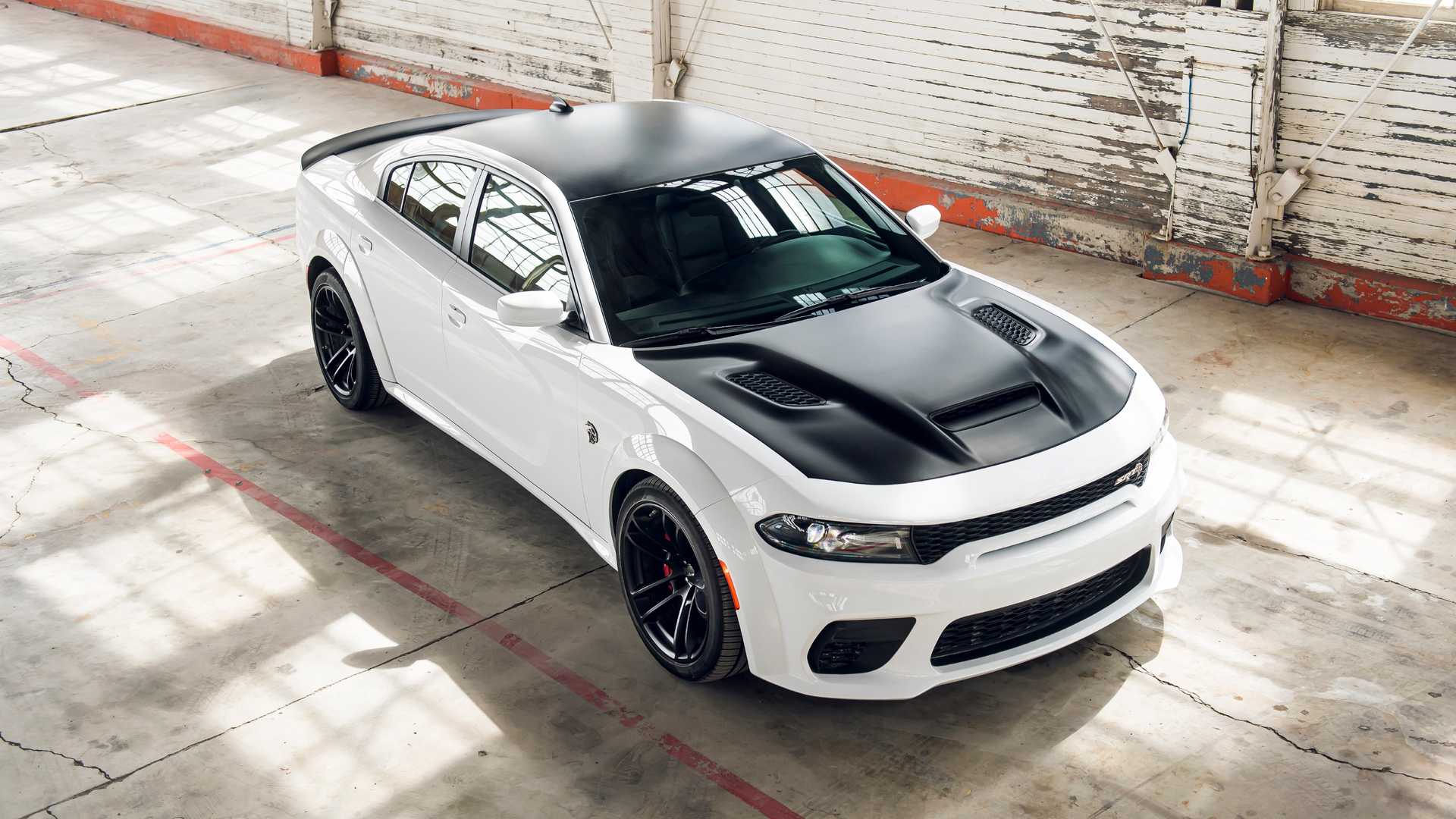 2021年道奇Charger SRT Hellcat Redeye成本低于每HP 100美元