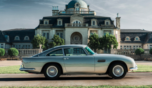 这是辆原始的年阿斯顿马丁（Aston  Martin）DB5