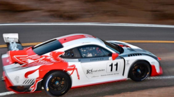 Jeff Zwart在保时捷935解决2020 Pikes Peak Hill Climb问题