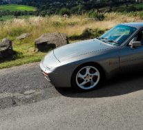 保时捷944 Turbo S成为真正的公路跑车