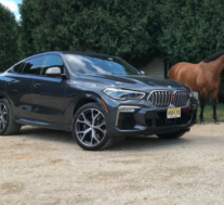 2020年保时捷Cayenne Coupe S与2020年宝马X6 M50i：20万美元的性能跨越之战