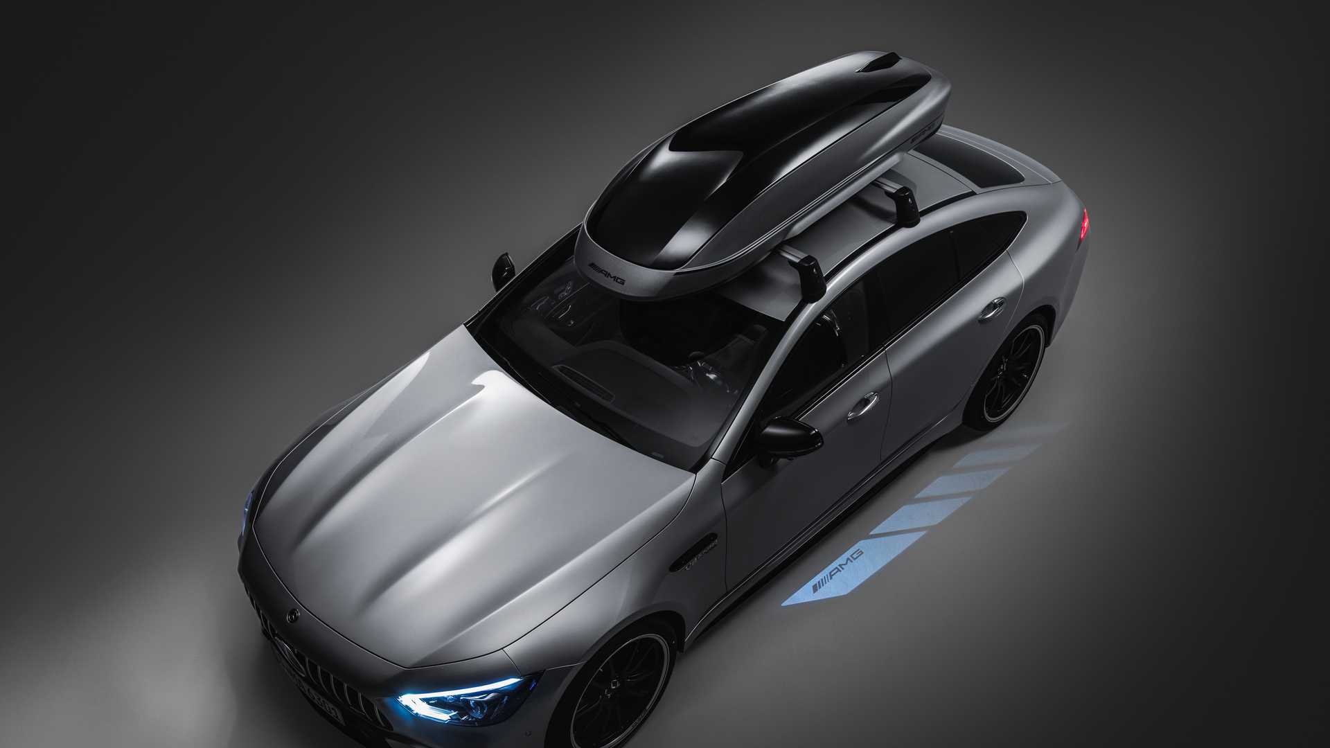 梅赛德斯-奔驰AMG提供带鳍和扩散器的车顶载具