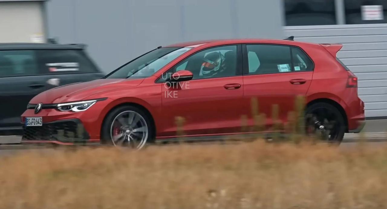 2021年大众高尔夫GTI TCR扣紧了纽伯格林