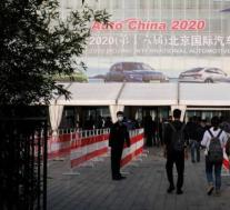 中国首次国际车展：电动汽车成为关注焦点