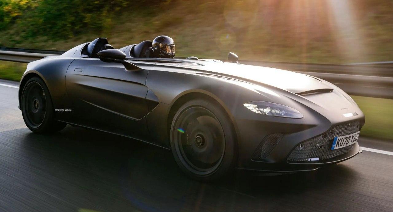 阿斯顿·马丁展示哑光黑新V12 Speedster，原型车首度亮相