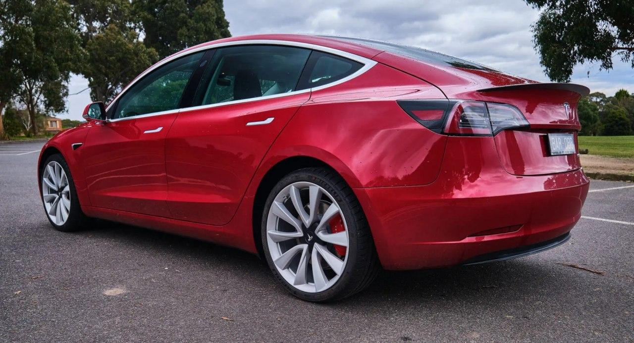 2021特斯拉Model 3进行了一些升级，以下是电动轿车的期望