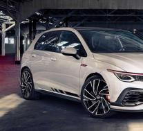 大众高尔夫GTI Clubsport拥有近300匹马力，仍然前轮驱动