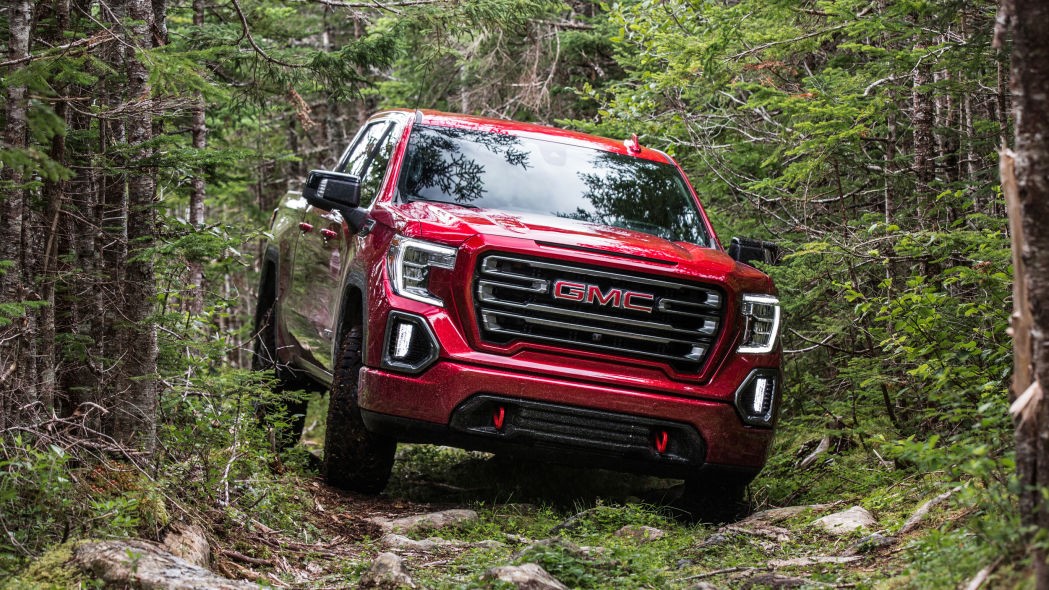 2021 GMC Sierra 1500评测 ，更多牵引同一辆卡车