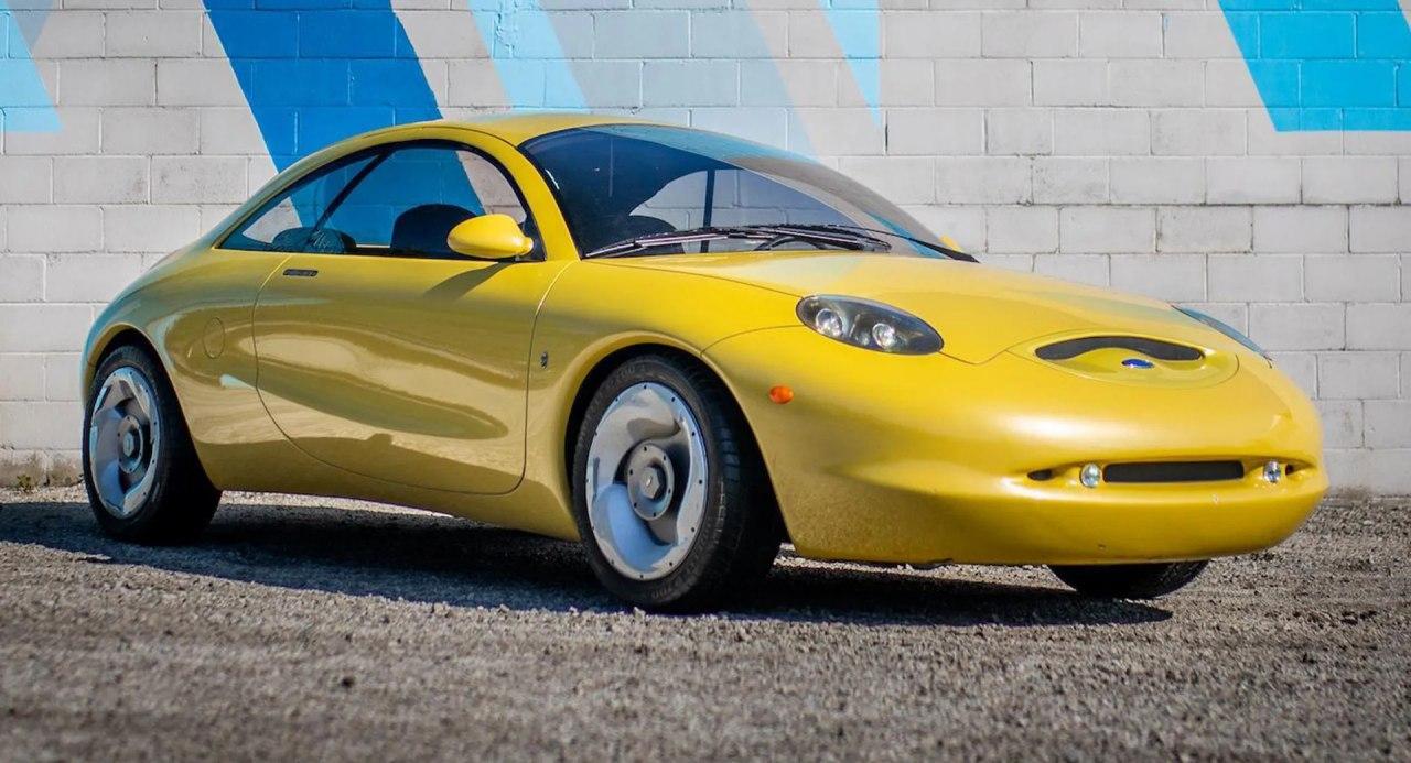 这是您一次拥有1996年福特Ghia Vivace概念车的机会