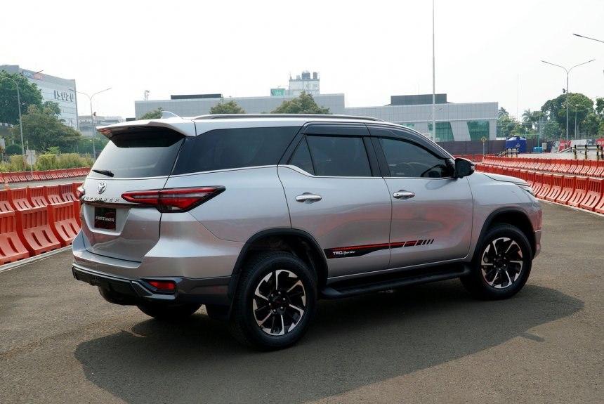 2021年丰田Fortuner TRD Sportivo适合年轻人