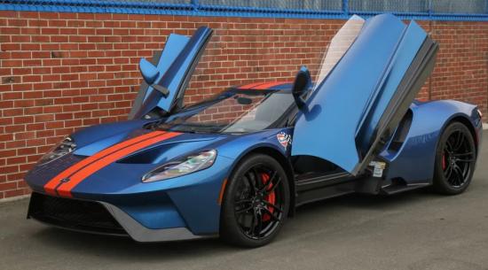 这款蓝色和橙色的2018年福特GT能否突破100万美元大关？
