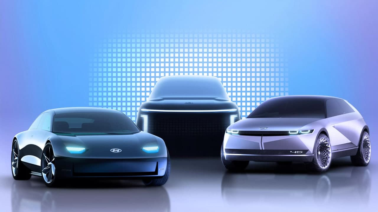  现代Ioniq电动汽车带头汽车制造商的电动汽车发展到2022年