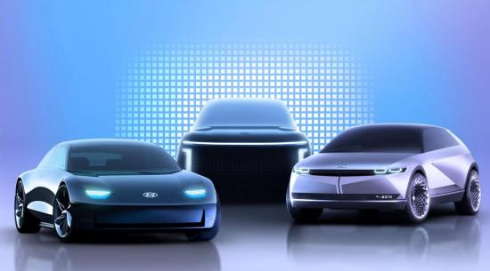 现代Ioniq电动汽车带头汽车制造商的电动汽车发展到2022年