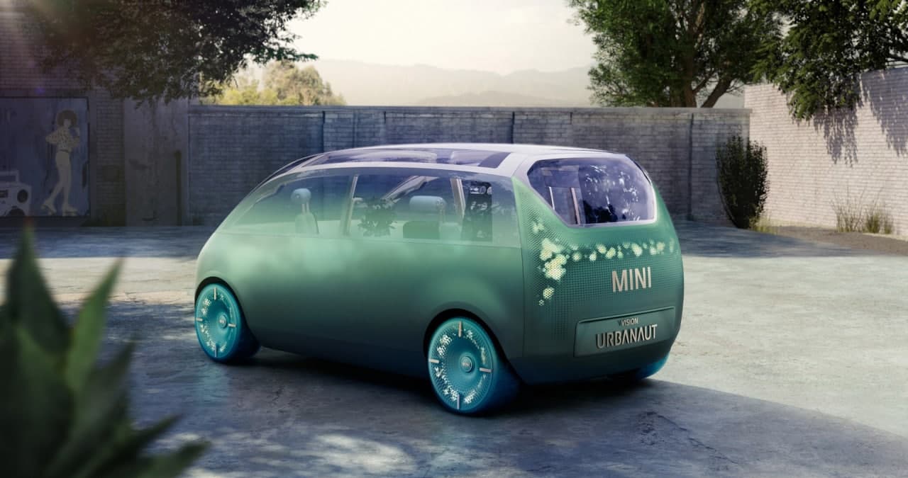 MINI Vision Urbanaut是时尚都市聚会中的未来派自主小型货车