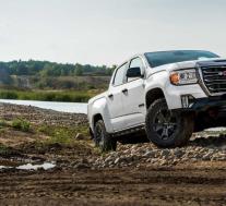 2021年GMC Canyon AT4获得更多越野性能版本