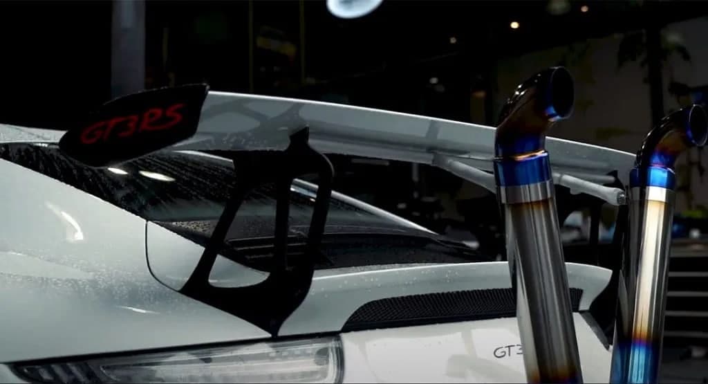 保时捷911 GT3 RS出现了奇怪的Bōsōzoku风格排气