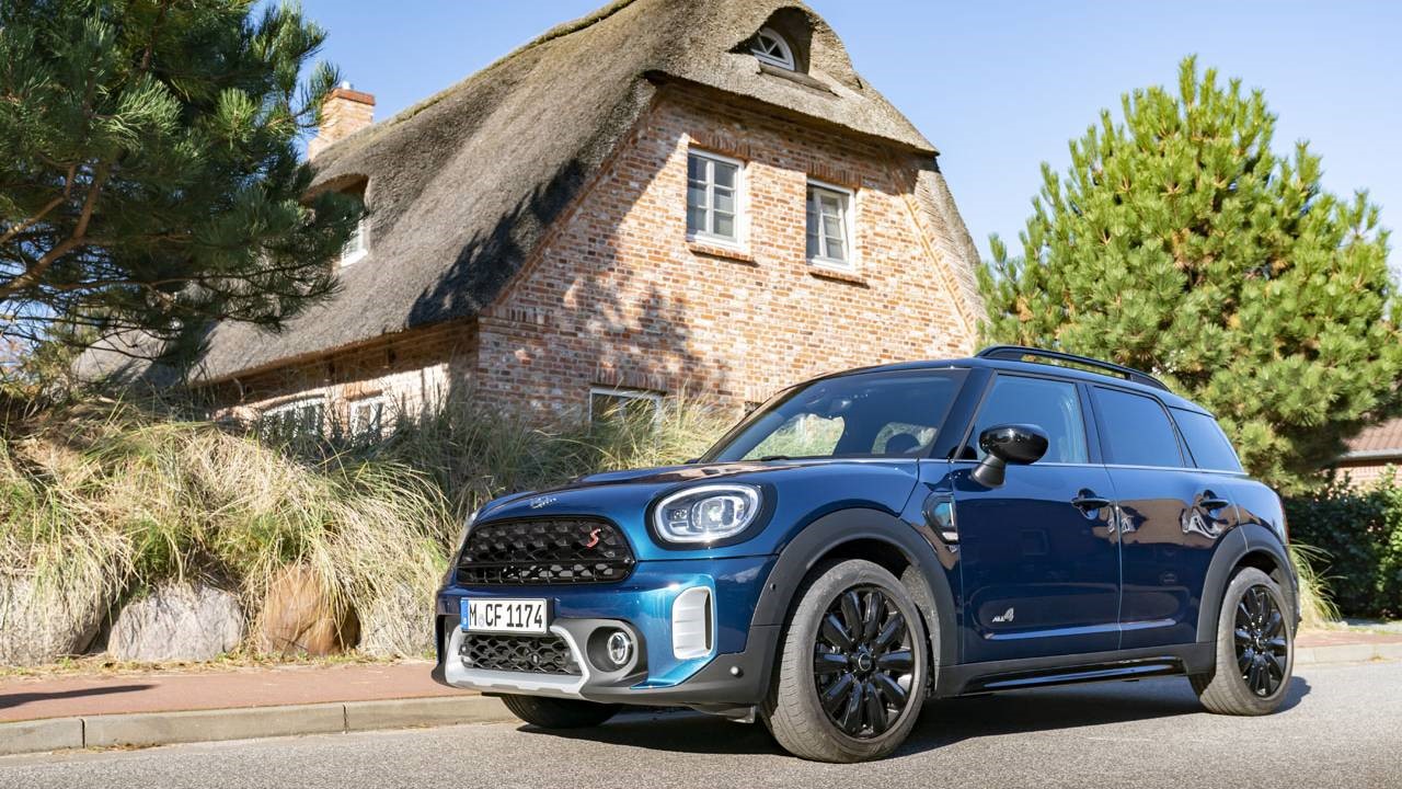 MINI Countryman Boardwalk采用独家的深拉古纳金属漆