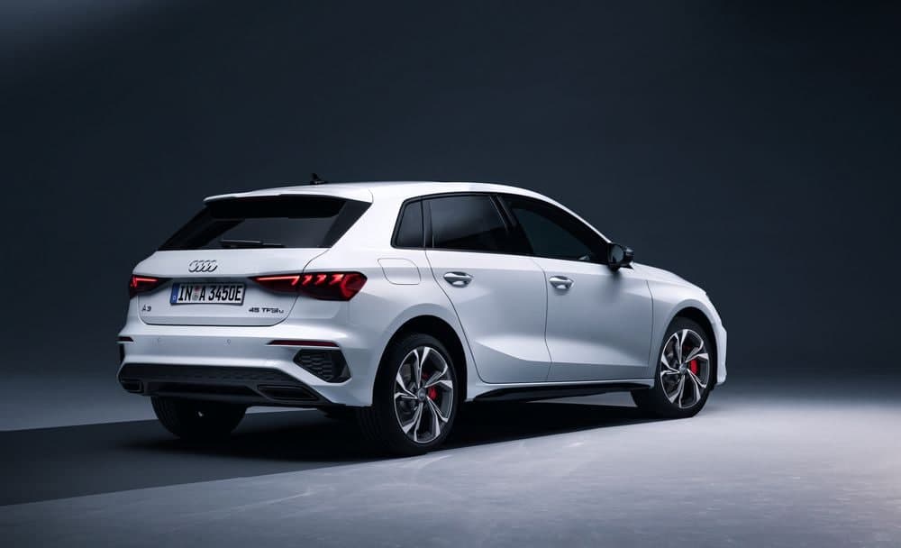 奥迪A3 Sportback 45 TFSI E是名称更复杂的高尔夫GTE