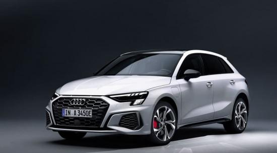 奥迪A3 Sportback 45 TFSI E是名称更复杂的高尔夫GTE