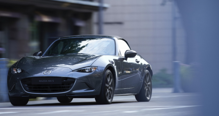 2021年马自达MX-5 Miata MSRP宣布，价格至少为26,830美元