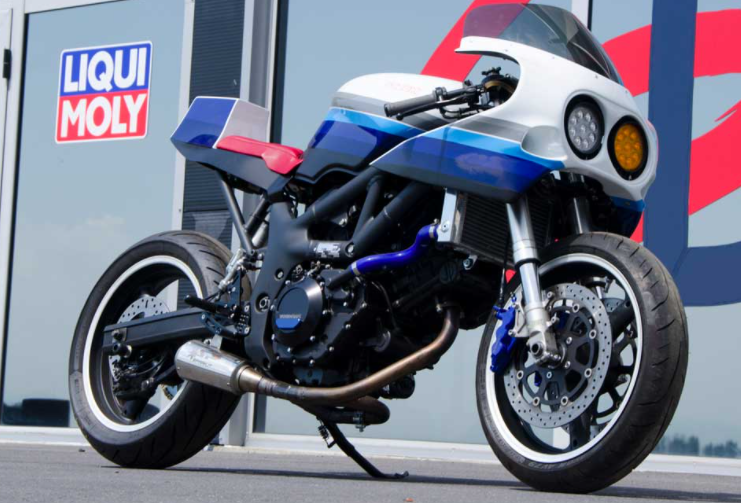 这款经过精心修饰的铃木SV650向全能GSX-R750致敬