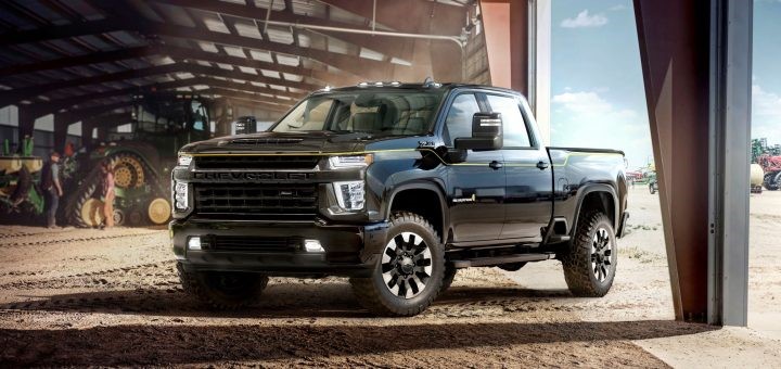 2021雪佛兰 Silverado HD现已提供黑色功率回缩辅助步骤