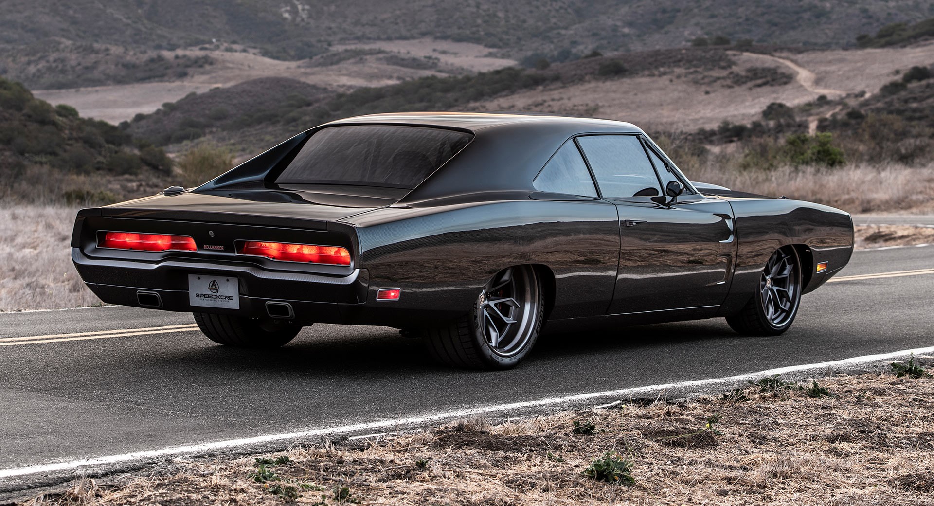 SpeedKore推出了具有1000 HP的疯狂1970道奇Charger Hellraiser