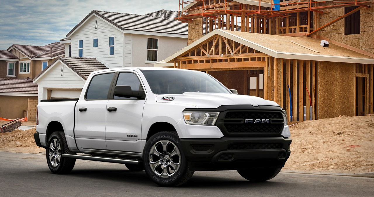 2021 Ram 1500 HFE环保柴油在高速公路上每加仑可行驶33英里