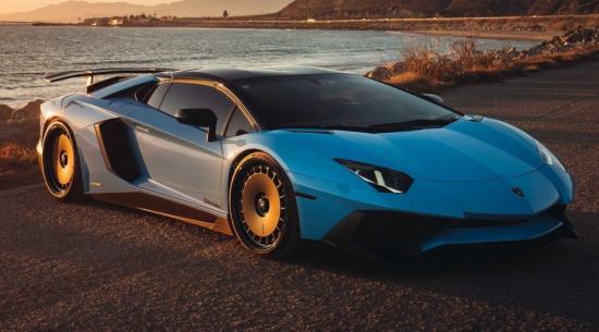 这款兰博基尼Aventador SV有着一套相当不寻常的轮辋