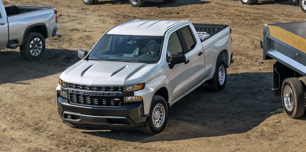 这是2021年雪佛兰Silverado，GMC Sierra车型，将保持AFM / DFM