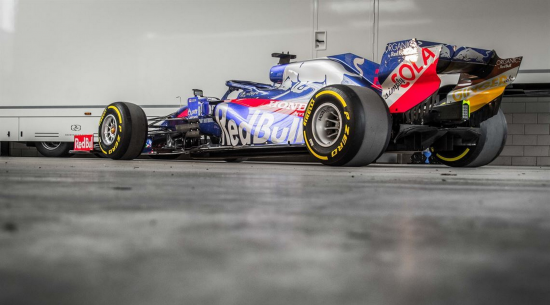 是否曾经想拥有F1汽车？现在是您的机会，这款2019 Toro Rosso STR14