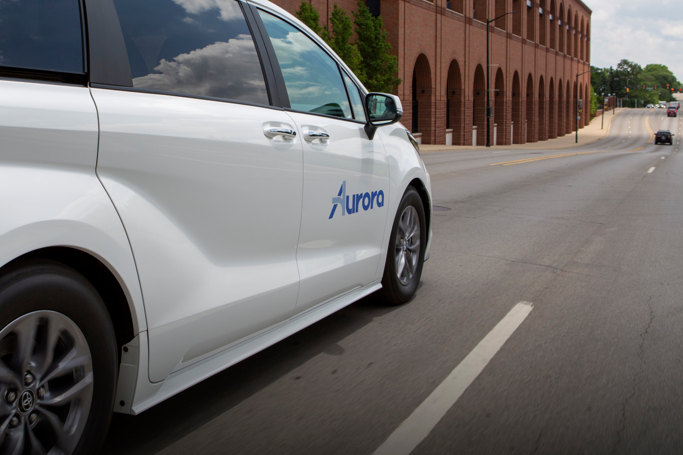 沃尔沃和奥罗拉将在北美开发自动驾驶卡车