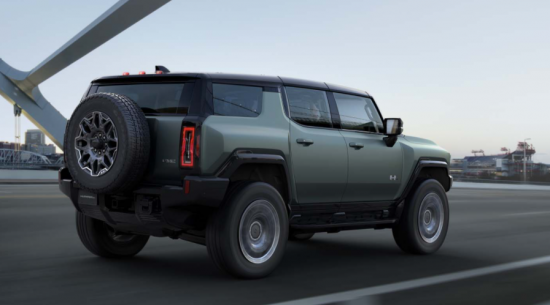 GMC Hummer EV首席工程师畅谈电动机扭矩，轮距和瓦数