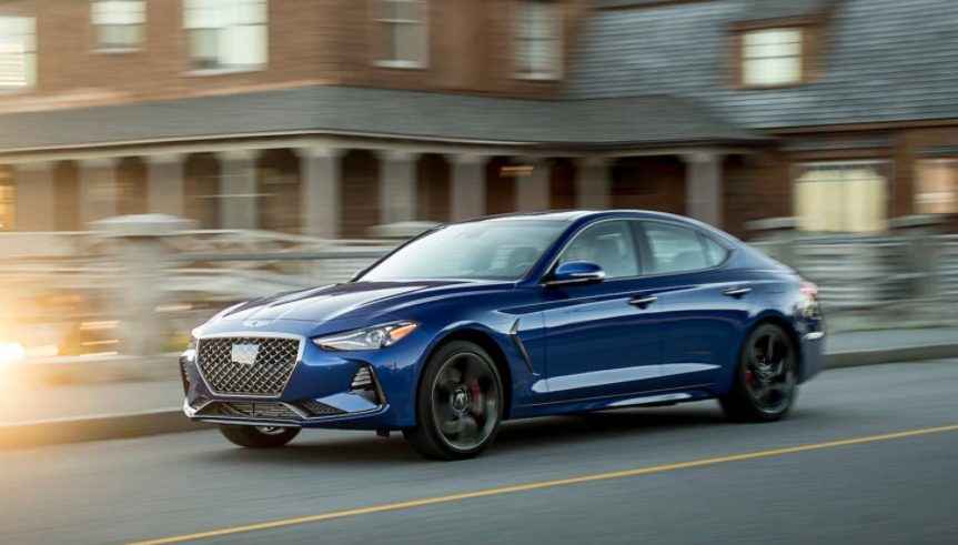 2022 Genesis G70配备3.3升双涡轮增压V6，功率为365 hp 